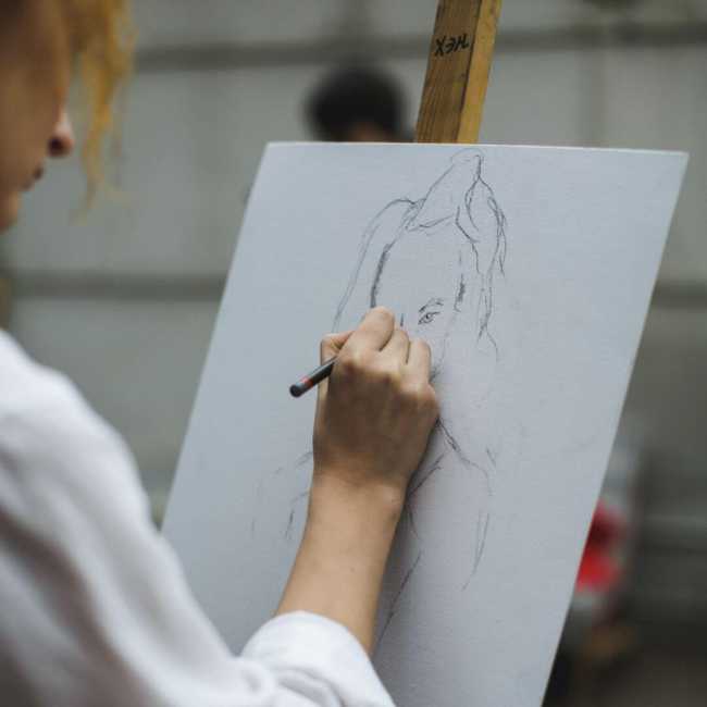 Daily Life After Taking Art Classes In Toronto For Adults