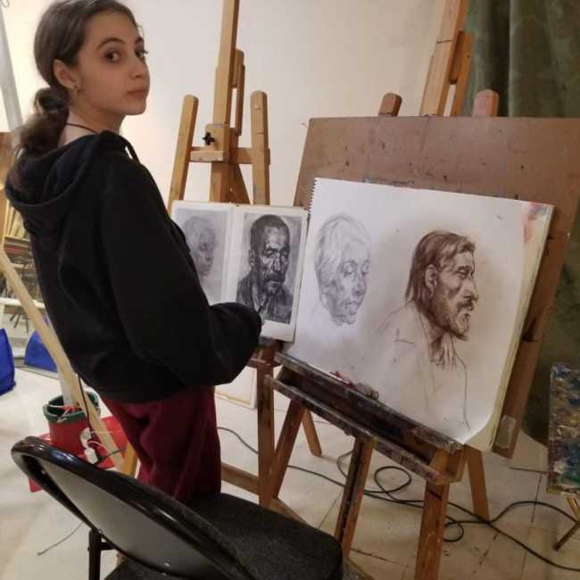 How Beneficial Are Drawing Classes For Kids?