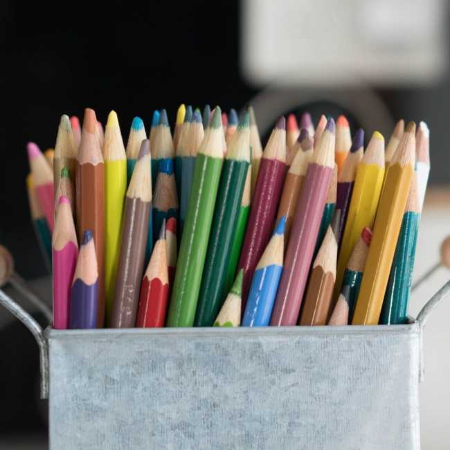 How To Maintain Safety In Drawing Classes For Kids