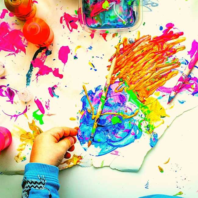 The Benefits of Enrolling Your Child in Art Courses in Toronto