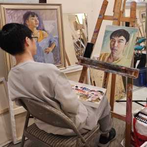 Understanding Paint Consistency In Oil Painting Classes 